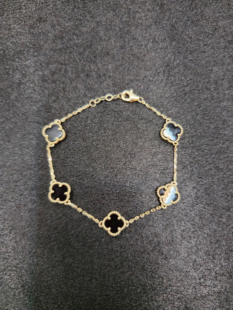 PULSERA VAN CLEEF 14 KT Weight 3.9 G