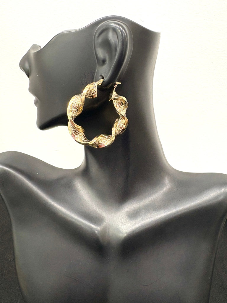 ARETES ARGOLLAS VERSACE 10 KT Weight 4.6 G