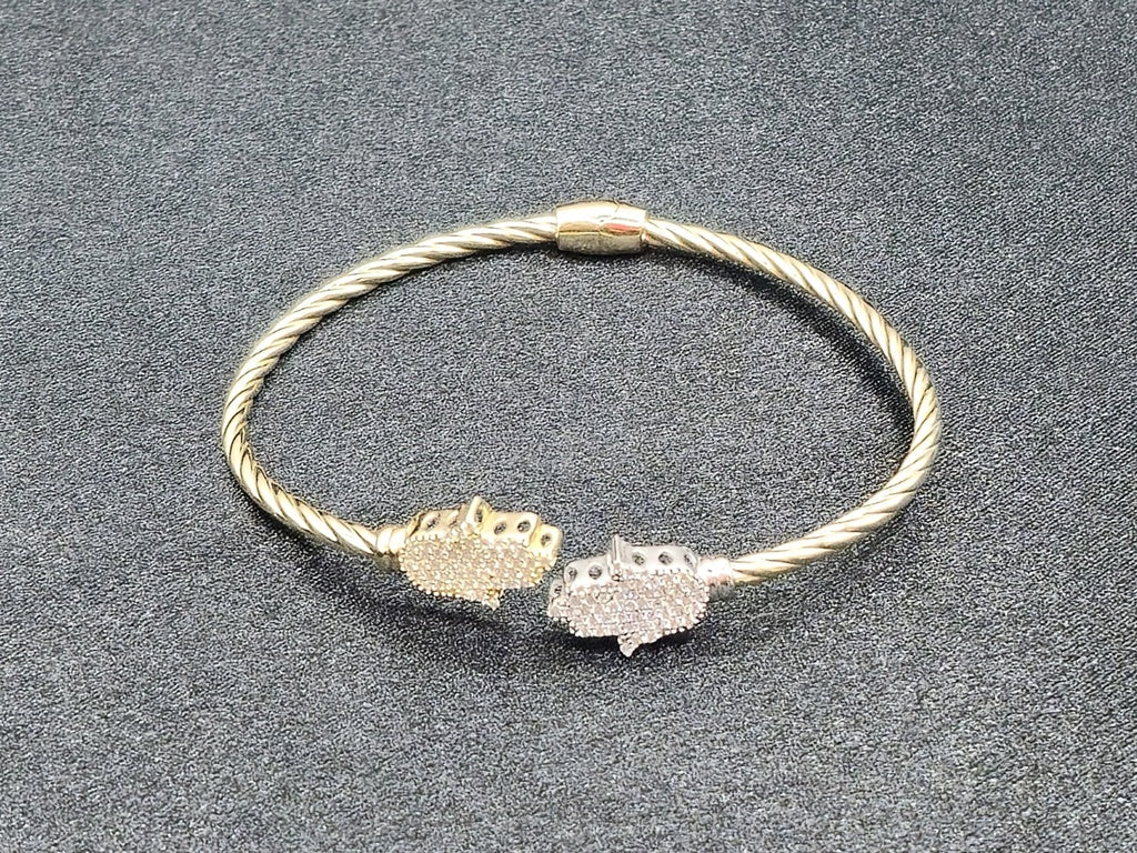 PULSERA BANGLE HAND OF FATIMA 14 KT Weight 7.9 G