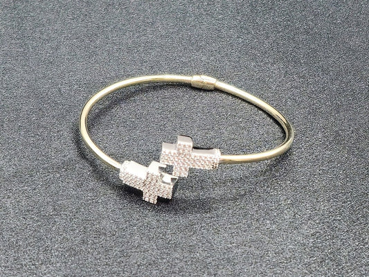 CROSS BANGLE BRACELET 14 KT Weight 9.9 G