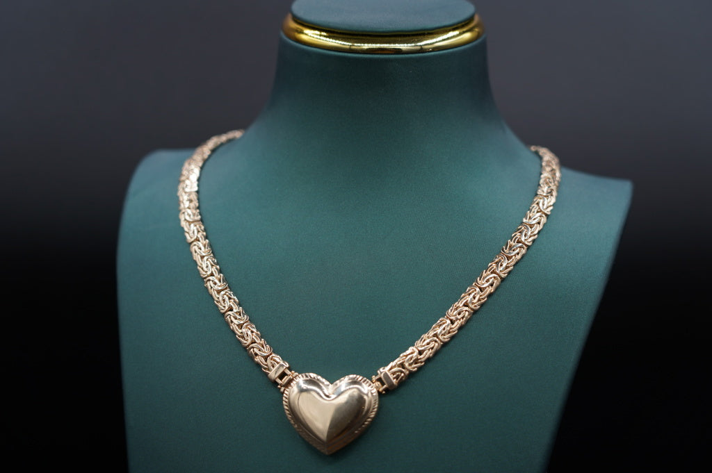 CADENA BIZANTINA CON CORAZON 14 KT Weight 24.50 Gr.