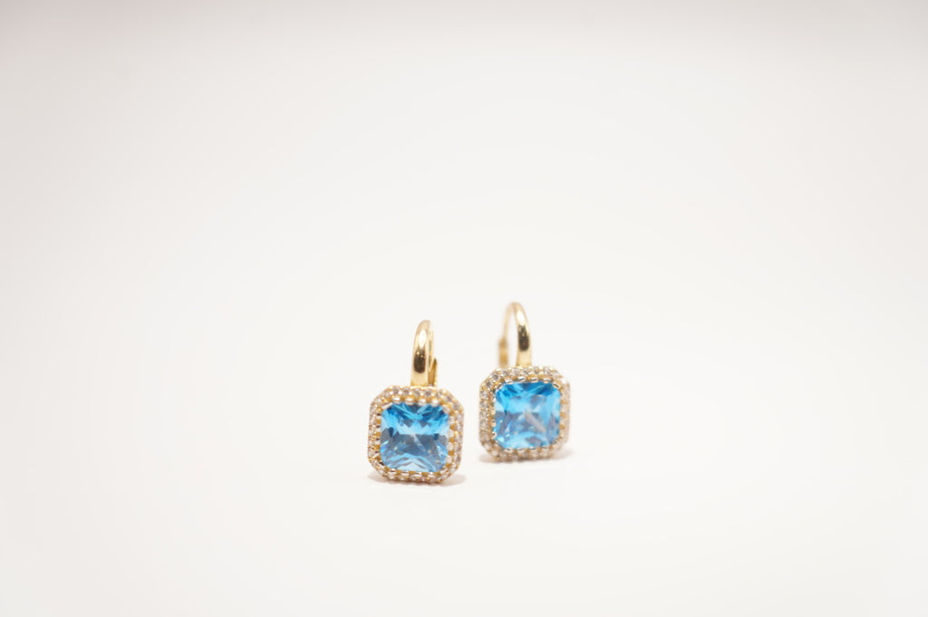 ARETES  14 KT Weight 4.8 gr