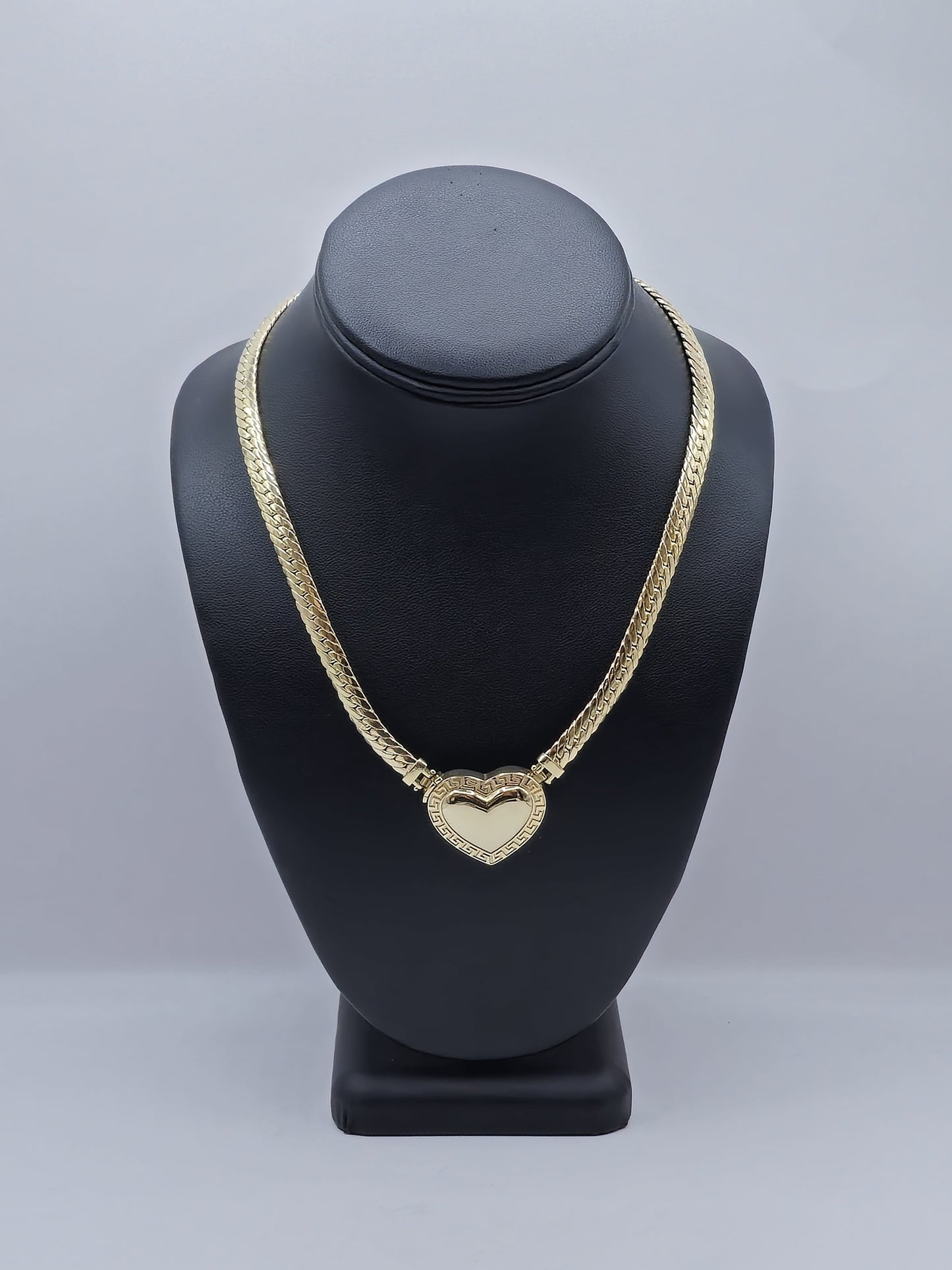 HEART CHOKER CHAIN 14 KT Size "18" Weight 26.0 G